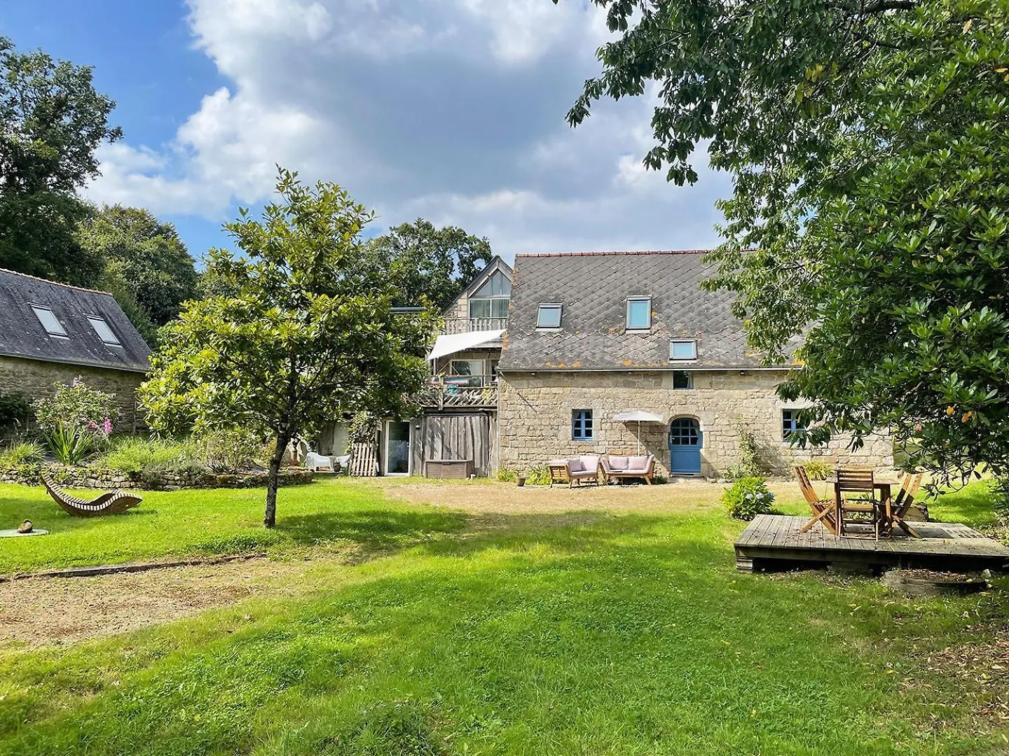 Holiday home Les Gites De Guernegroach - La Chaumiere Langoelan
